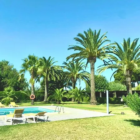 Сasa de vacaciones Complejo Colibri 8 *